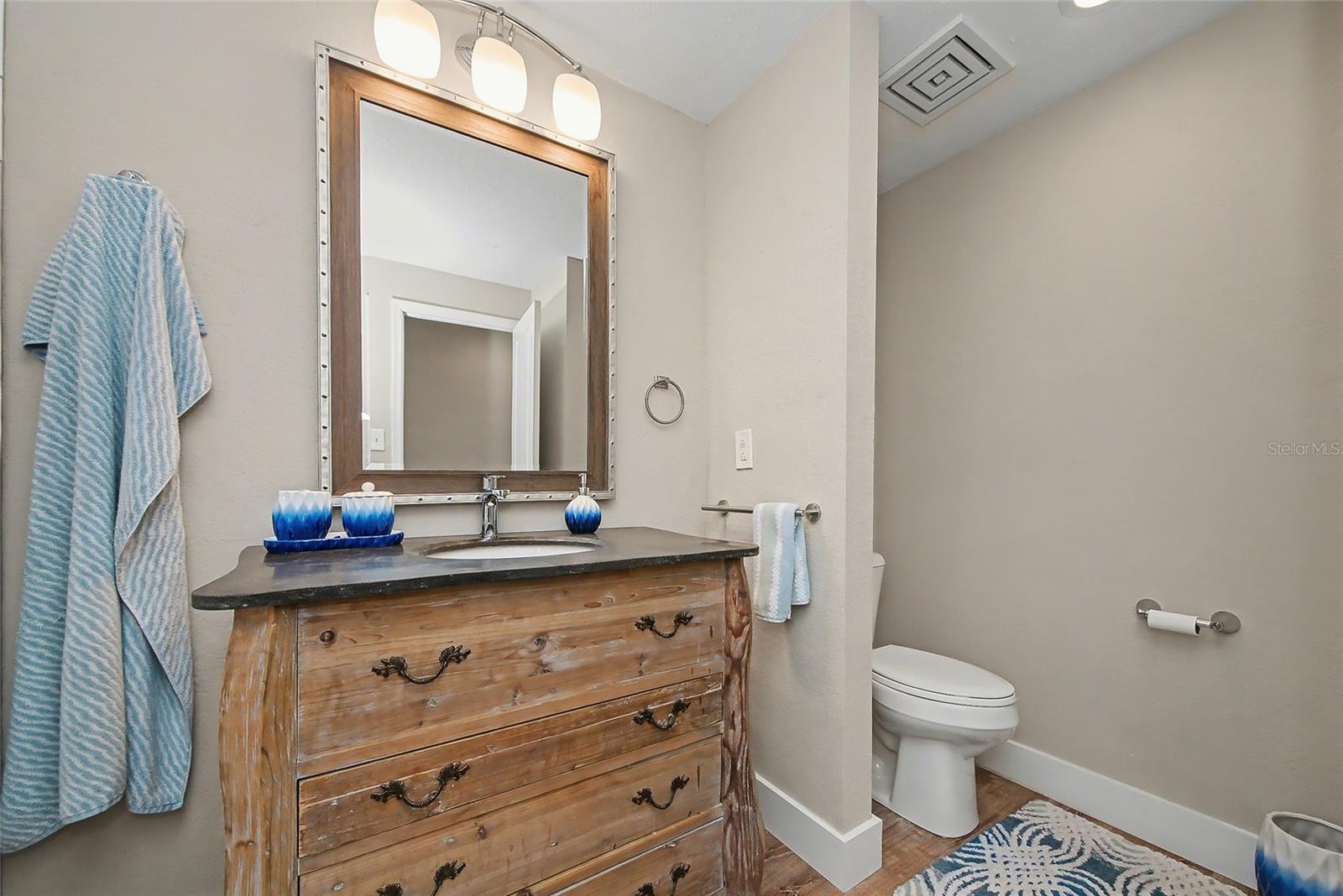 BAYVIEW HOMES I - Residential Lease