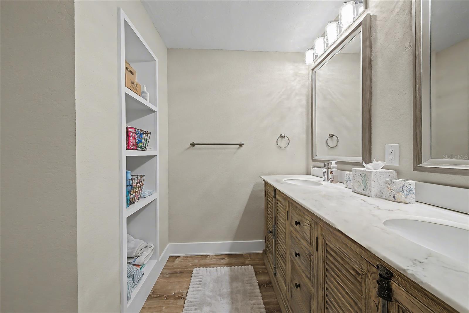 BAYVIEW HOMES I - Residential Lease