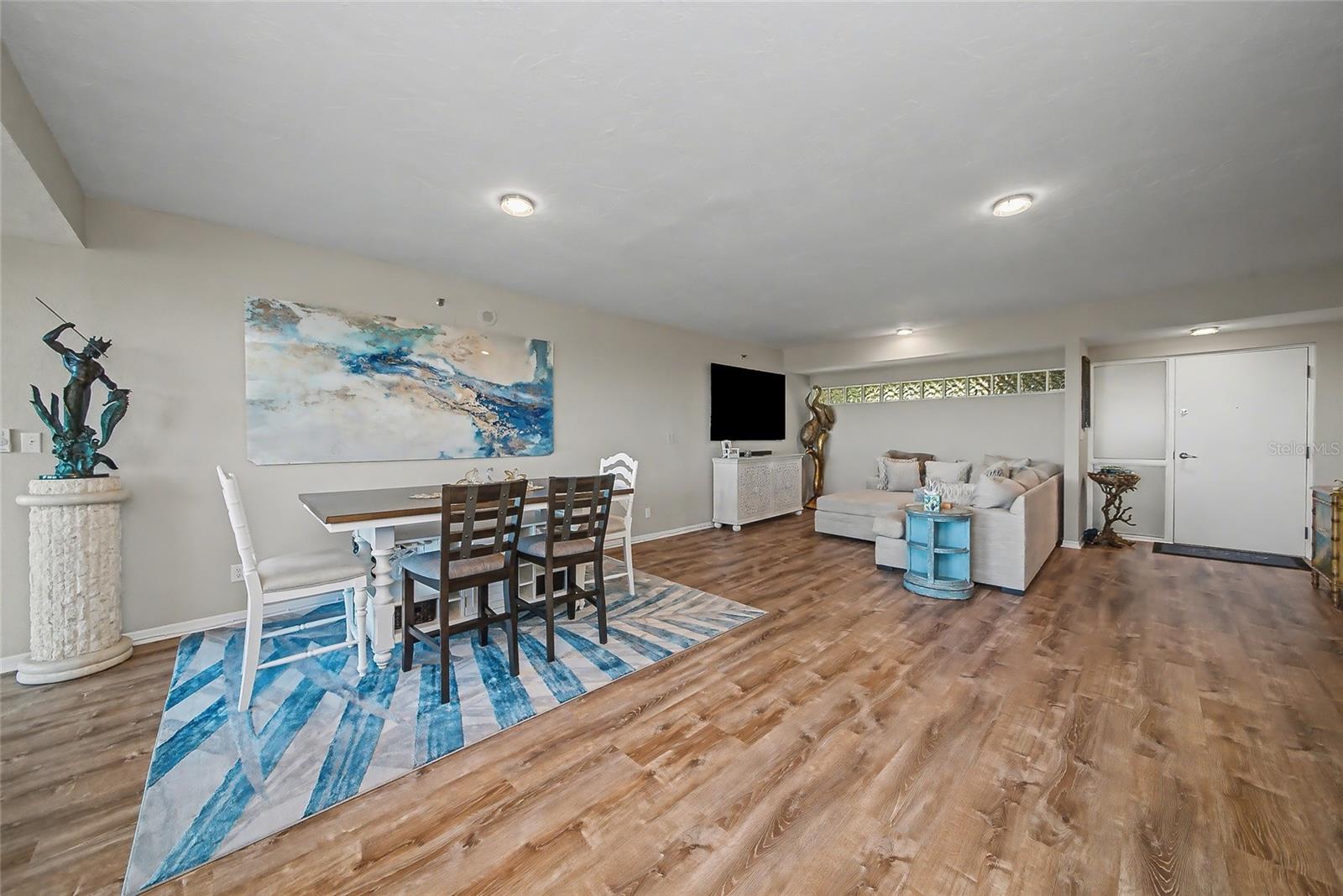 BAYVIEW HOMES I - Residential Lease