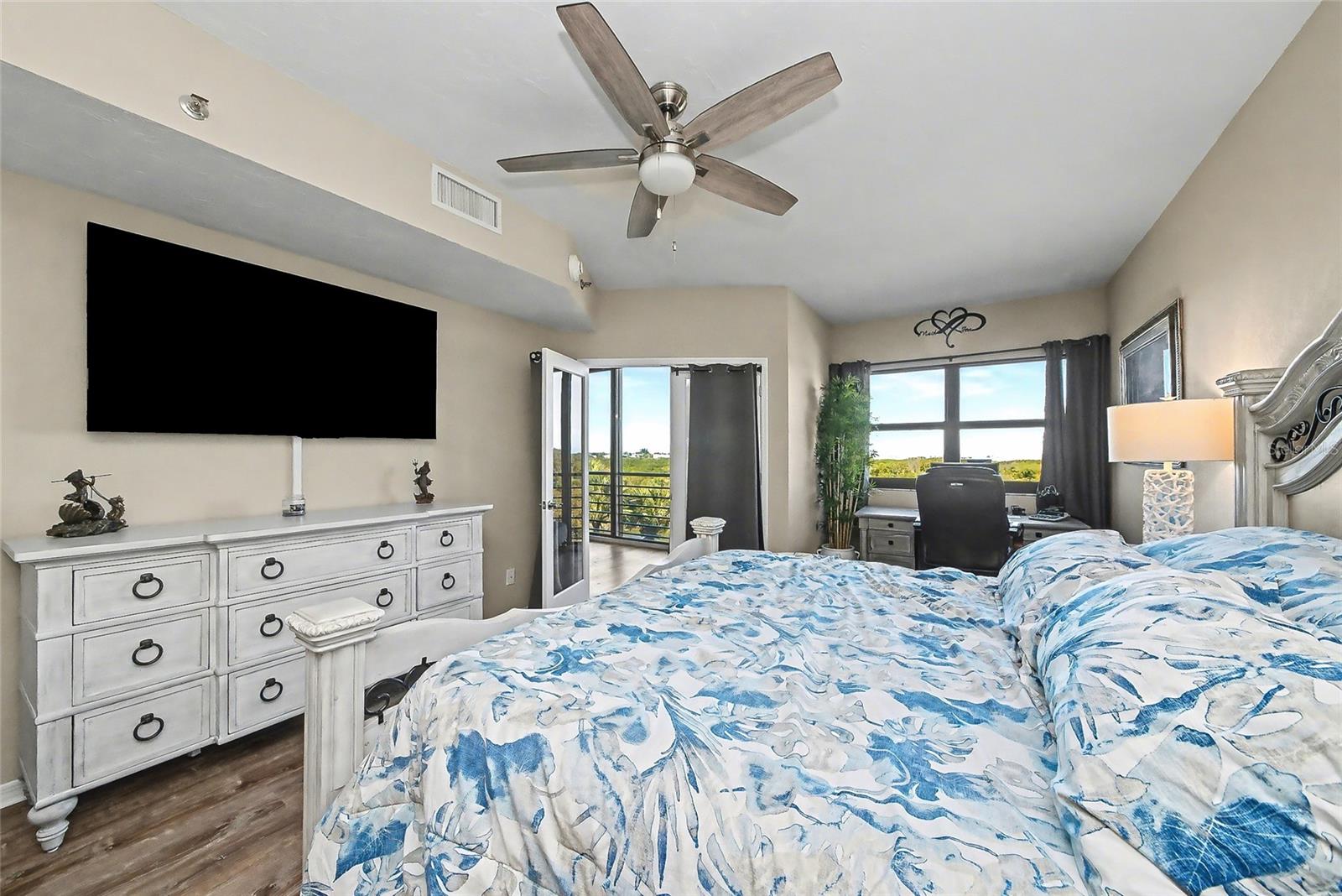 BAYVIEW HOMES I - Residential Lease