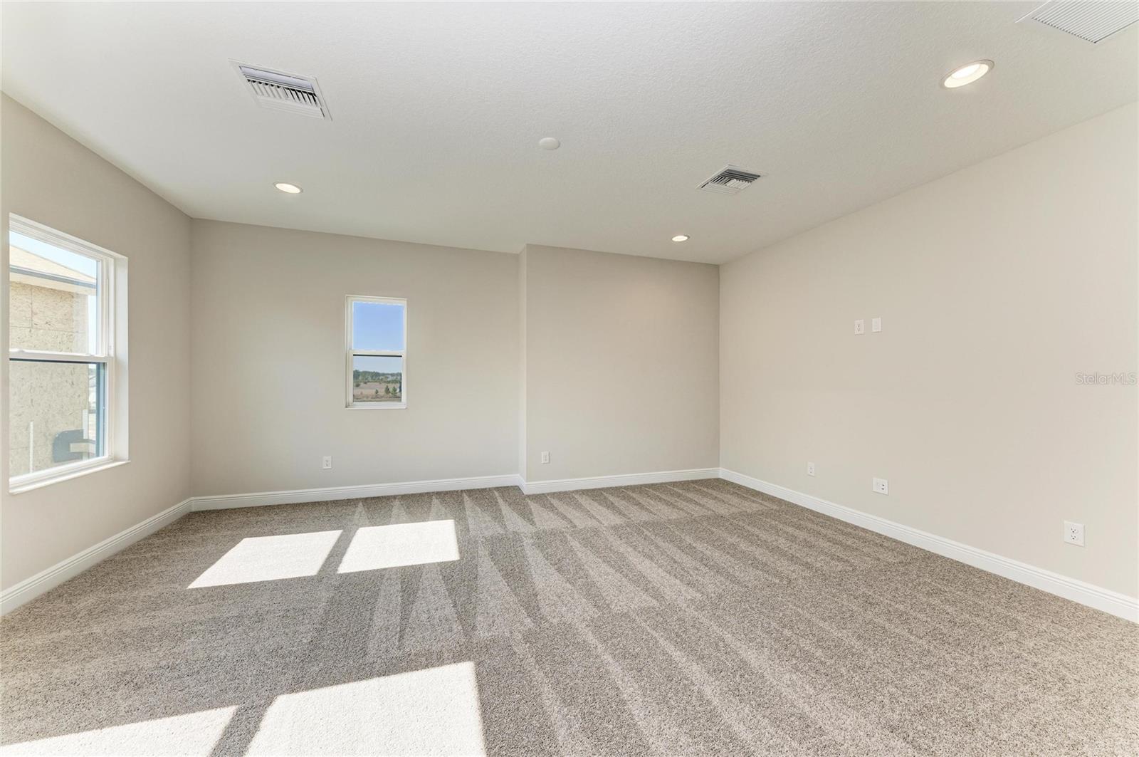 TWO RIVERS - Residential