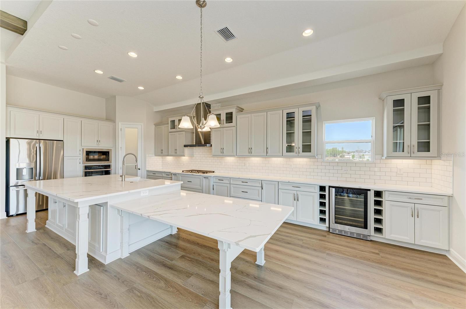TWO RIVERS - Residential