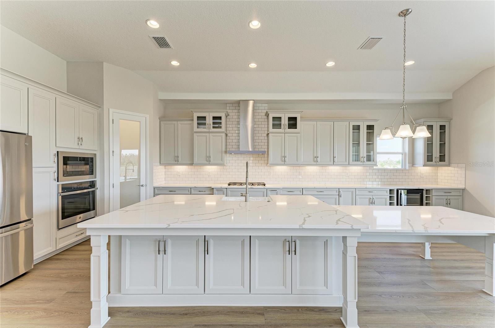 TWO RIVERS - Residential