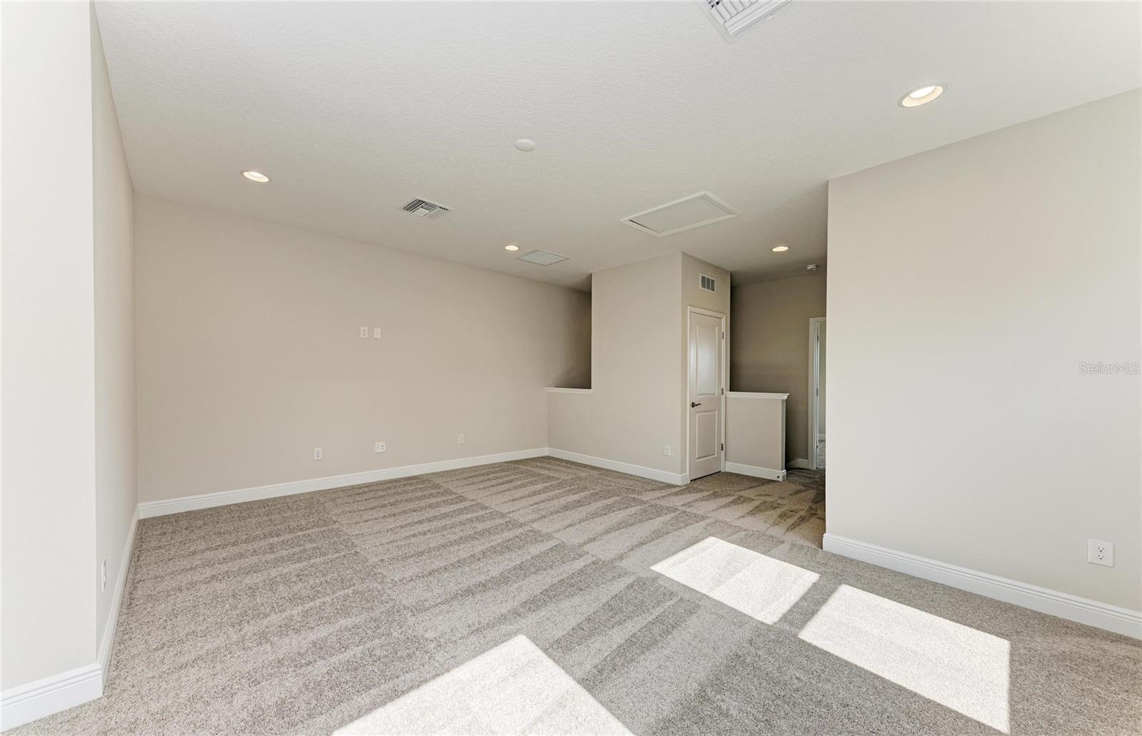 TWO RIVERS - Residential