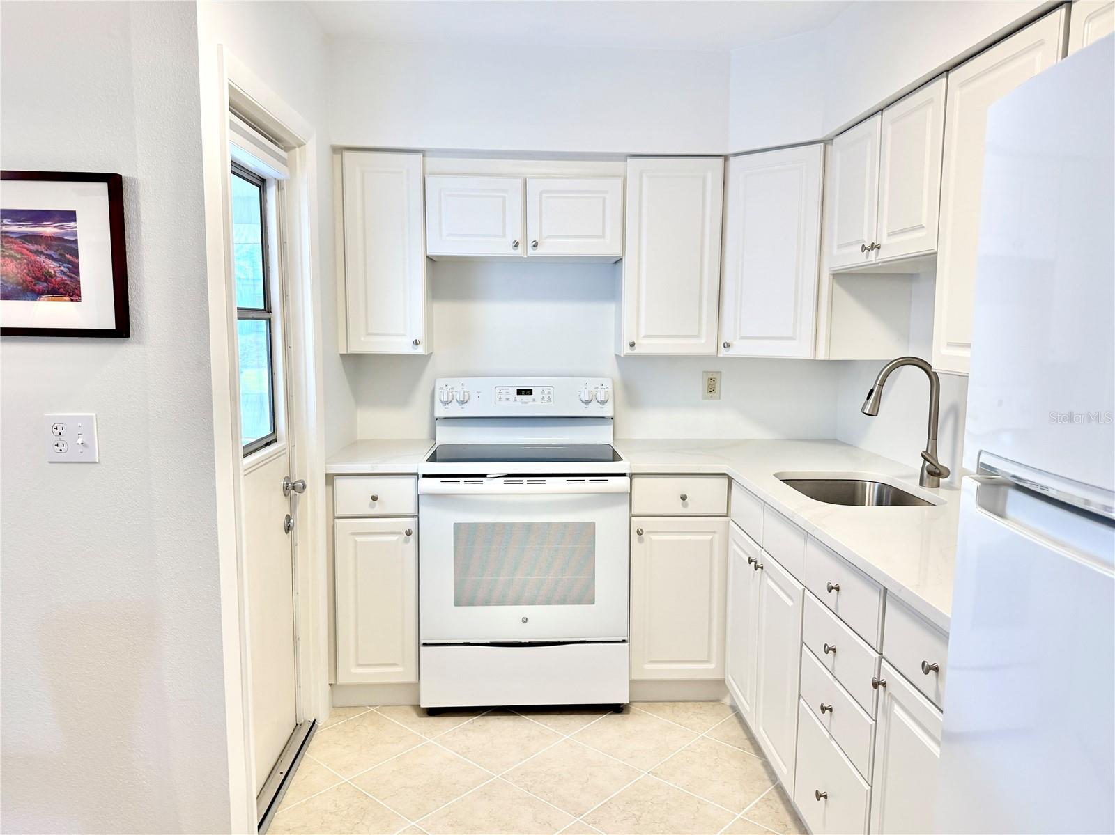 PARKWAY VILLAS - Residential