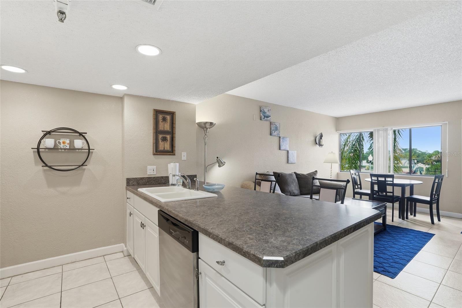 KEEL CLUB CONDO OR 1690 PG 2613 UNIT 127 - Residential