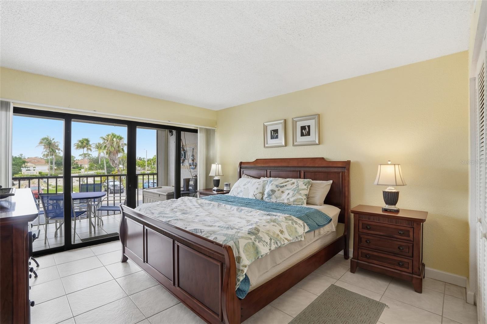KEEL CLUB CONDO OR 1690 PG 2613 UNIT 127 - Residential
