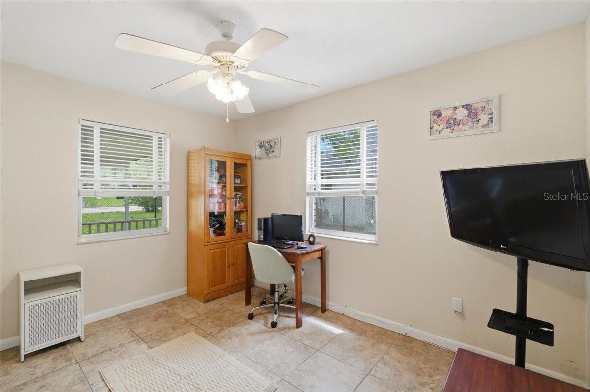 EMERALD ESTATES - Residential