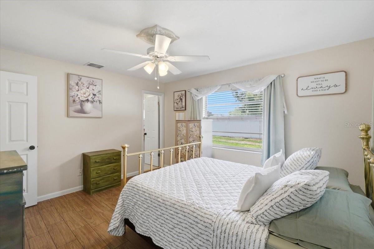 EMERALD ESTATES - Residential