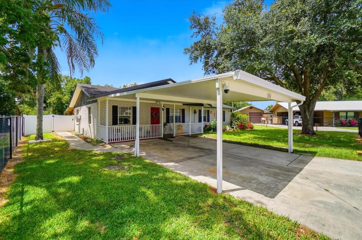 EMERALD ESTATES - Residential