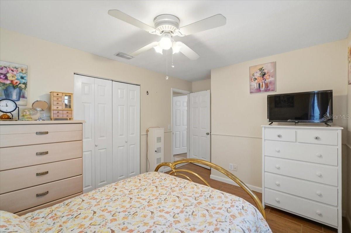 EMERALD ESTATES - Residential