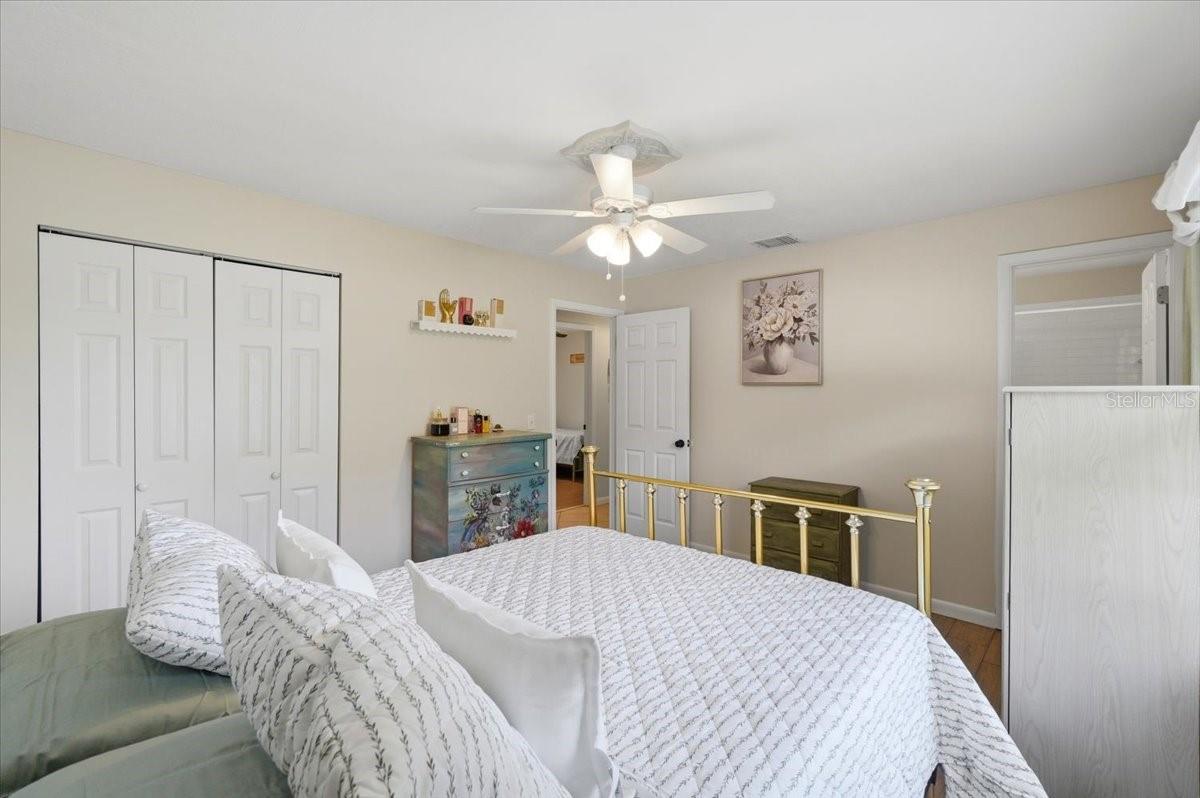EMERALD ESTATES - Residential