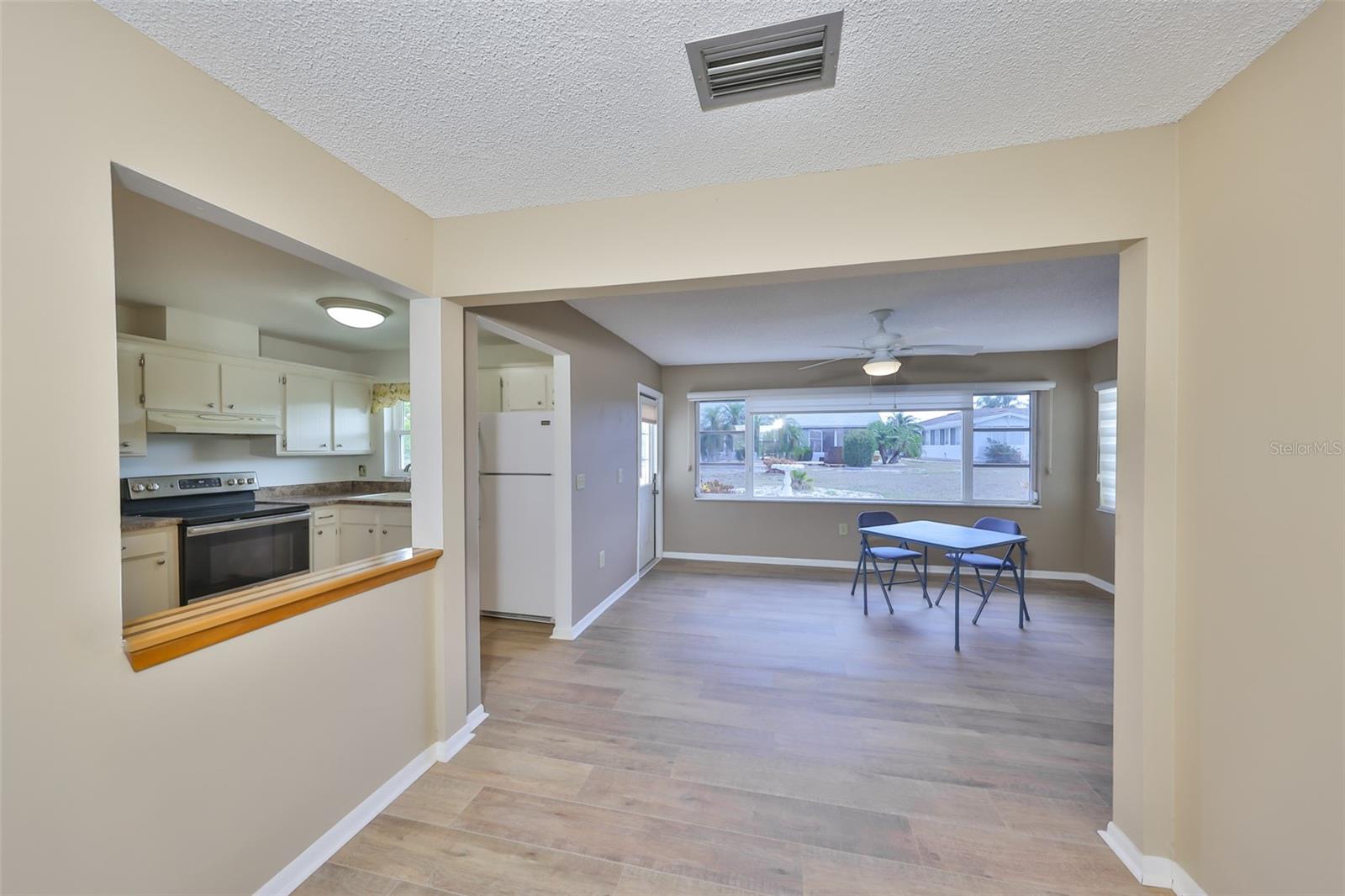 DEL WEBBS SUN CITY FLORIDA UN - Residential