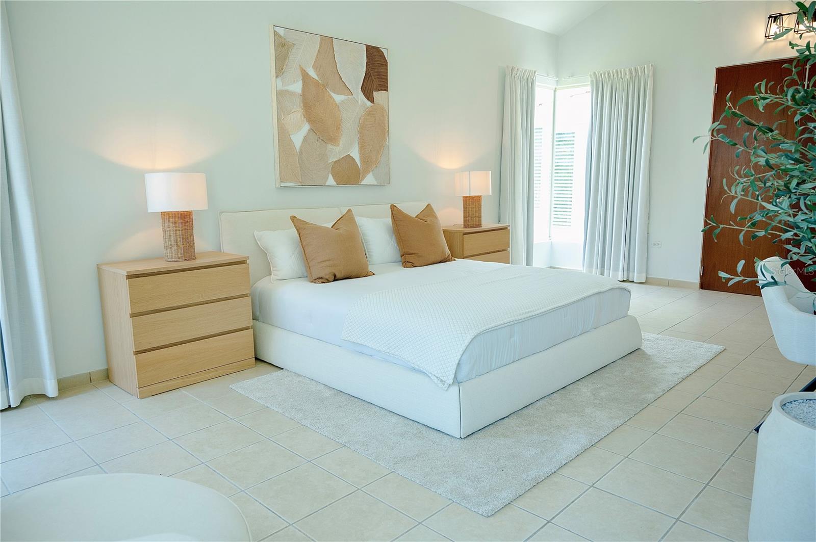 SABANERA DE DORADO - Residential