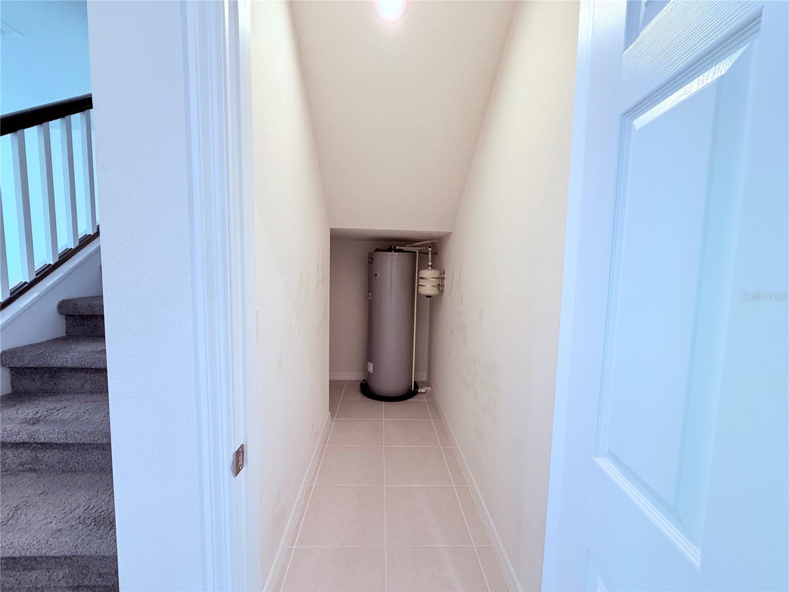 HAWKSMOOR PH 3 - Residential Lease