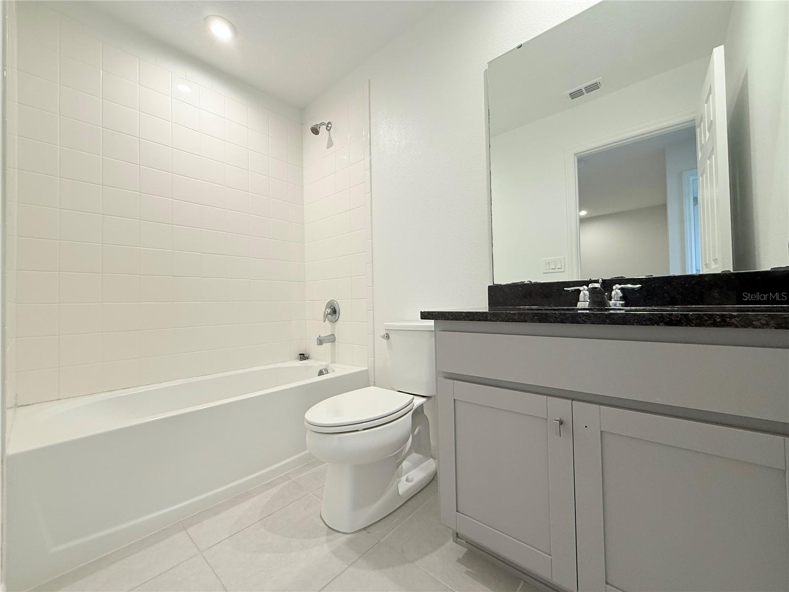 HAWKSMOOR PH 3 - Residential Lease