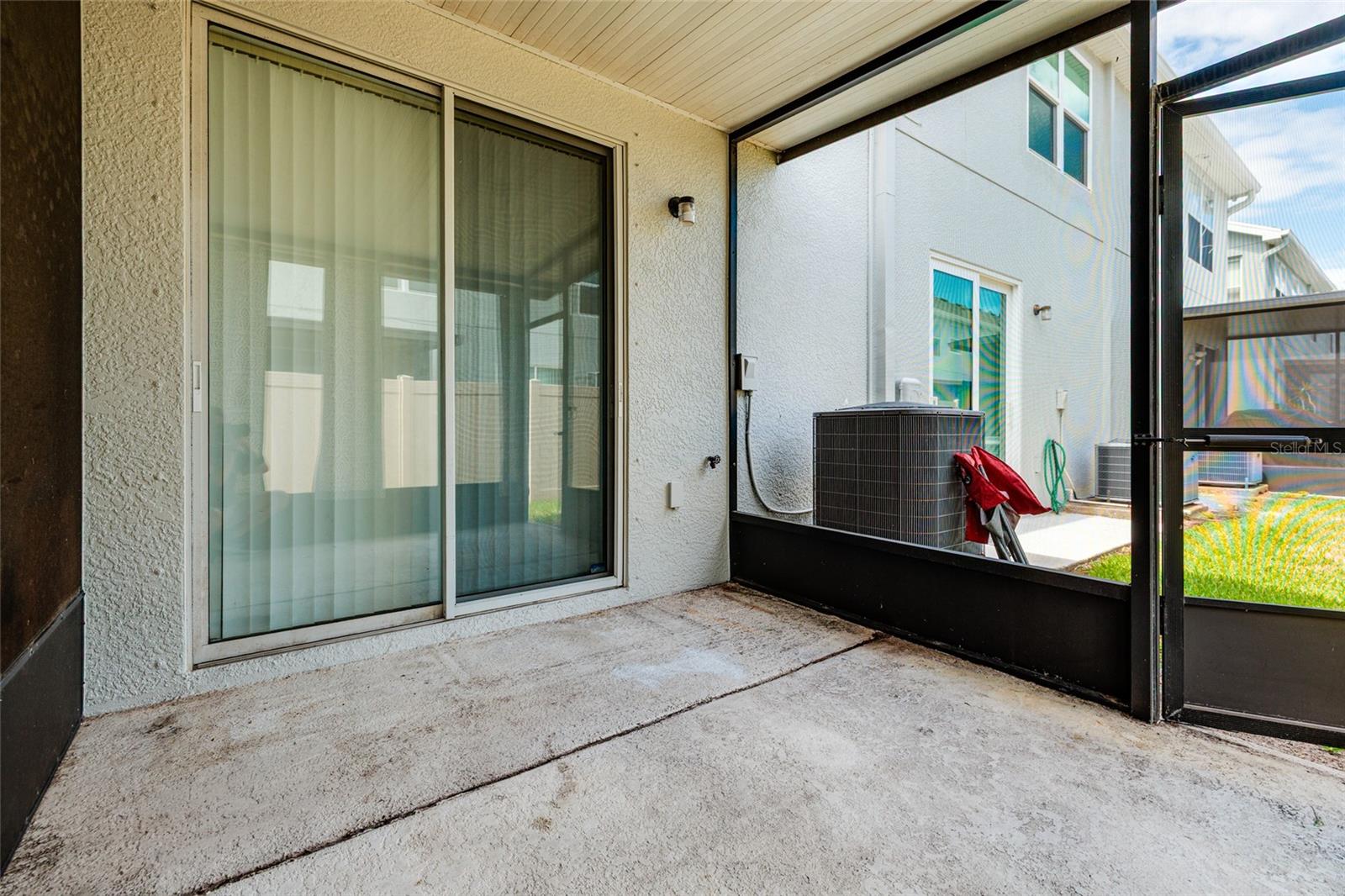 SAWGRASS VILLAGE - Residential