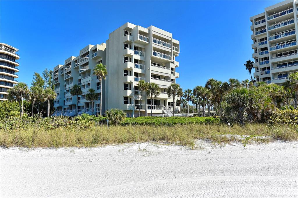 INN ON THE BEACH PH II - Residential