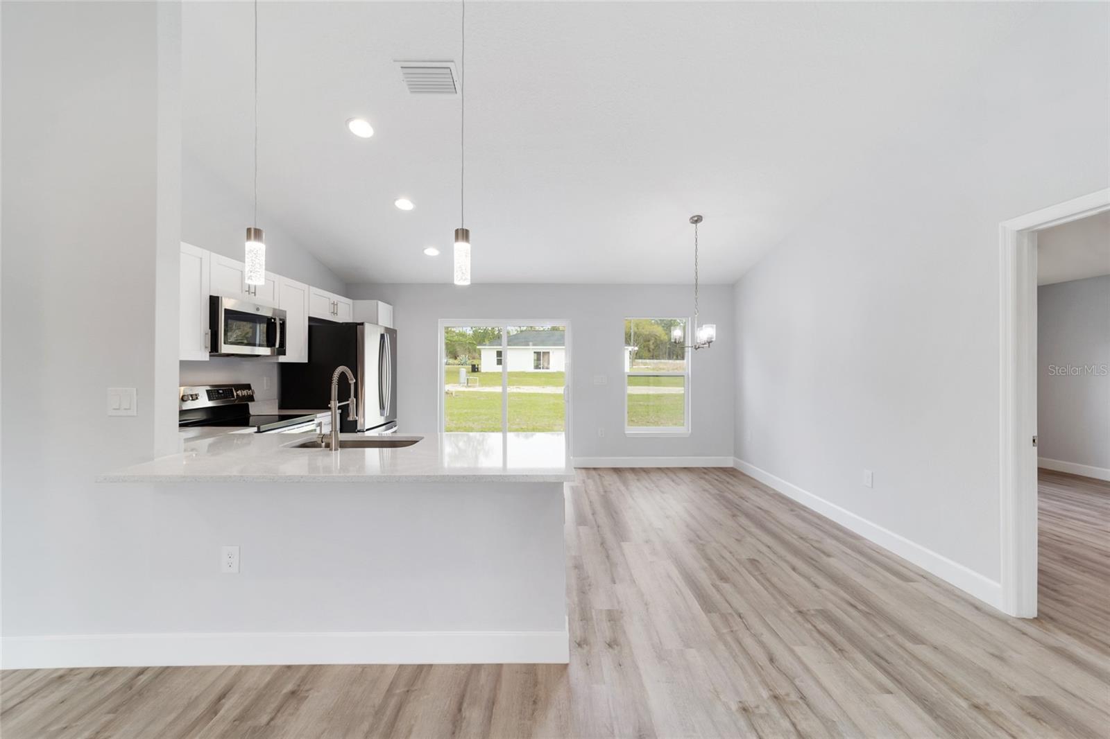 ROLLING RANCH ESTATE - Residential