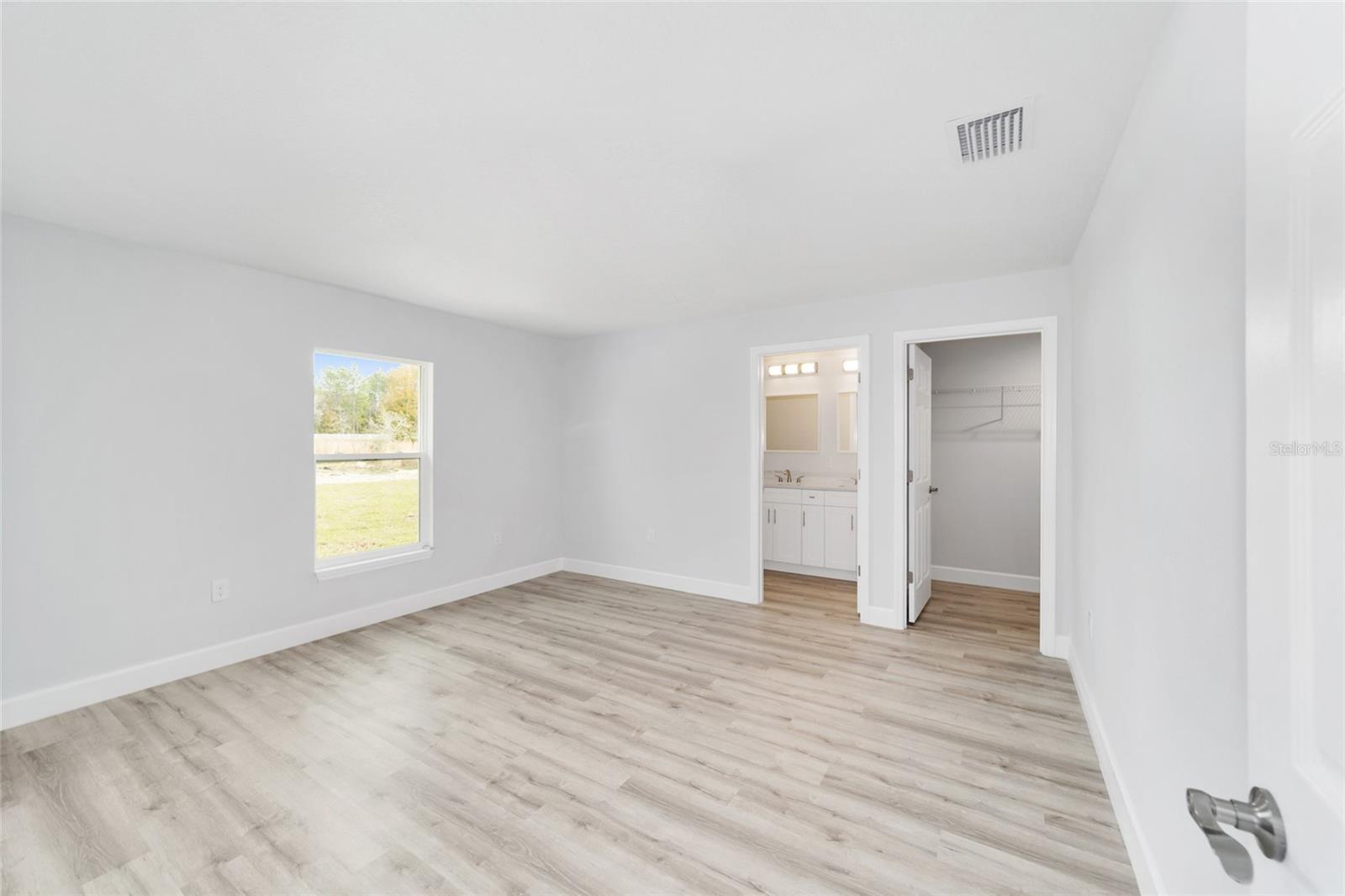 ROLLING RANCH ESTATE - Residential