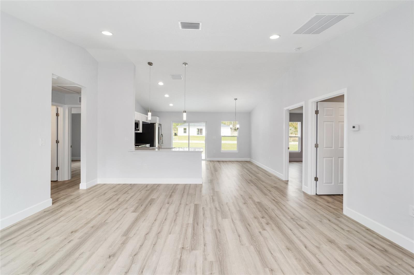 ROLLING RANCH ESTATE - Residential