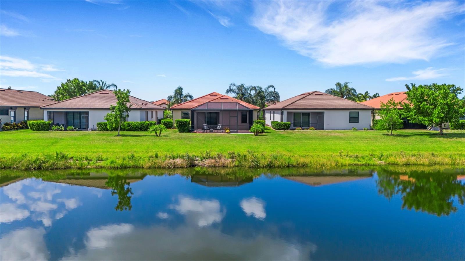 WATERCREST UN 1 - Residential