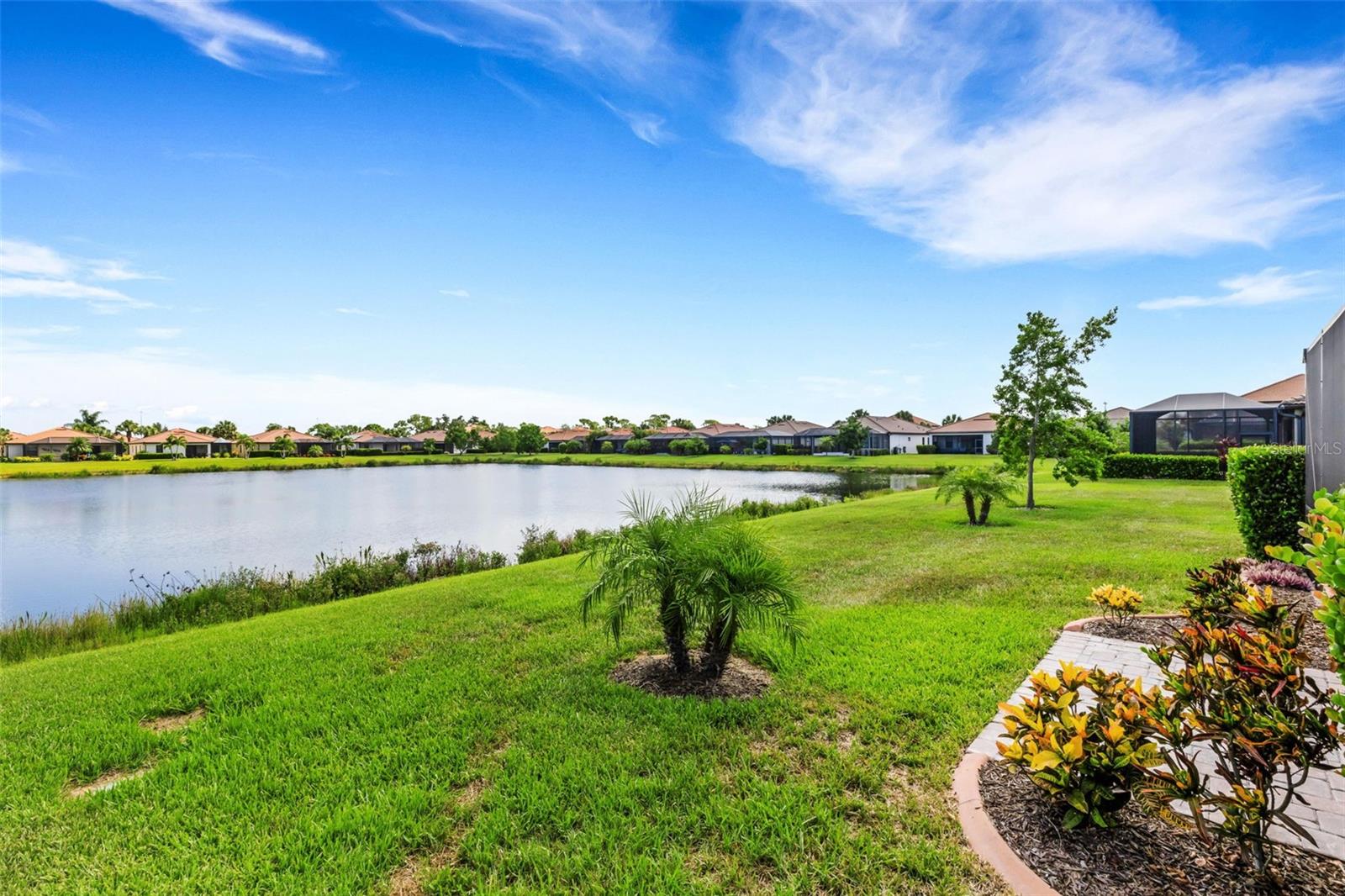 WATERCREST UN 1 - Residential