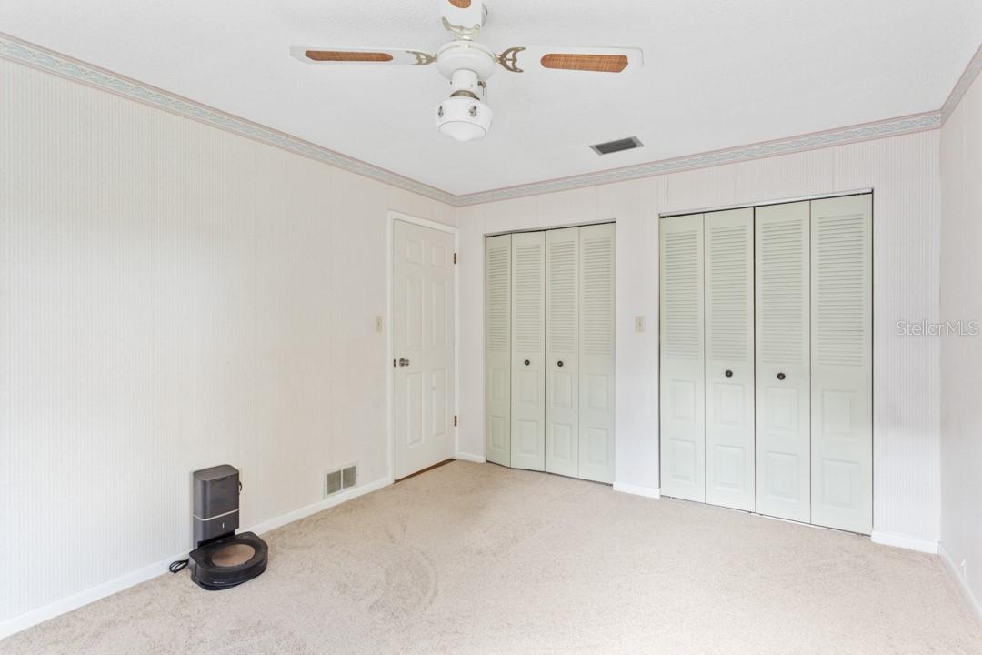 GENEVA OAKS - Residential