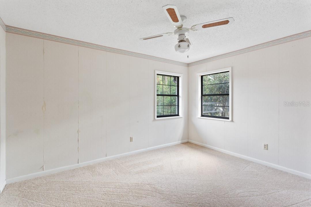 GENEVA OAKS - Residential