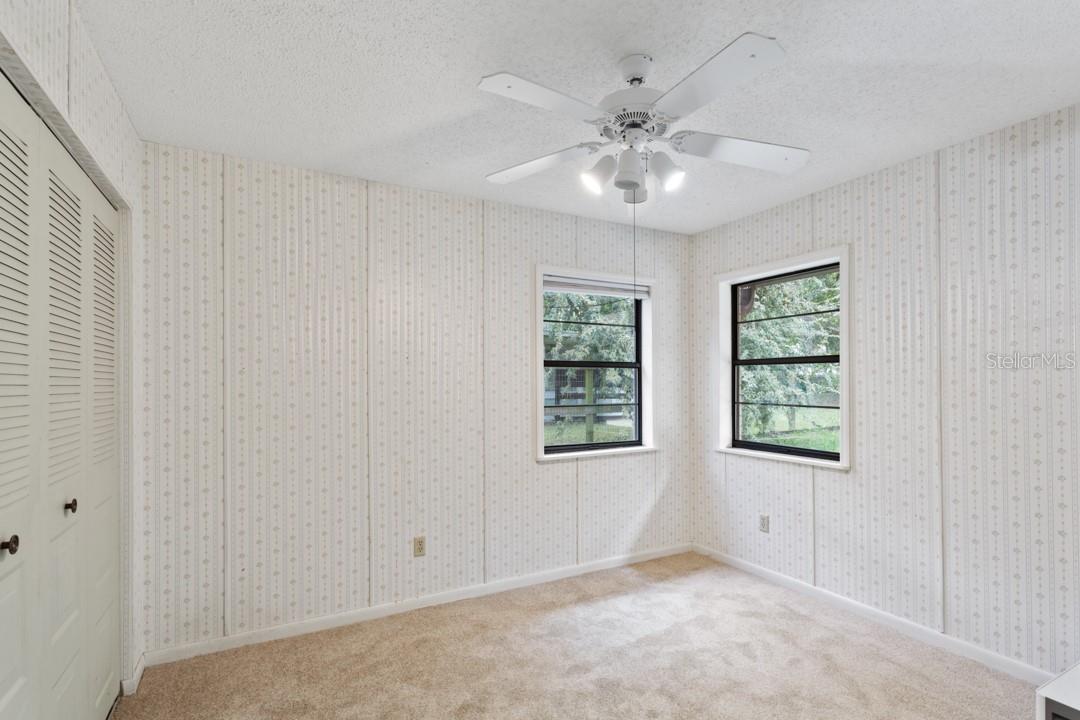 GENEVA OAKS - Residential