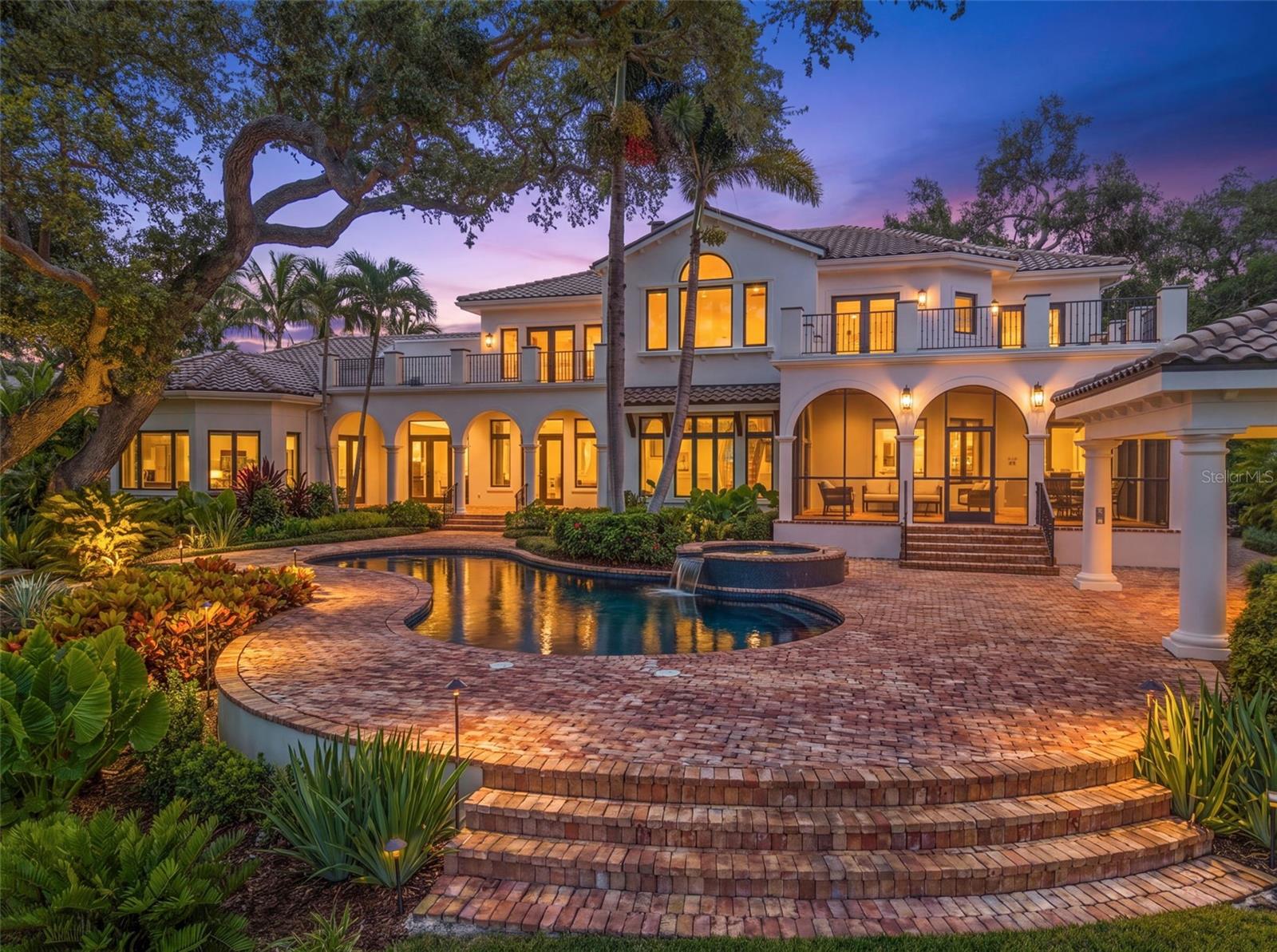 CHEROKEE PARK - Residential