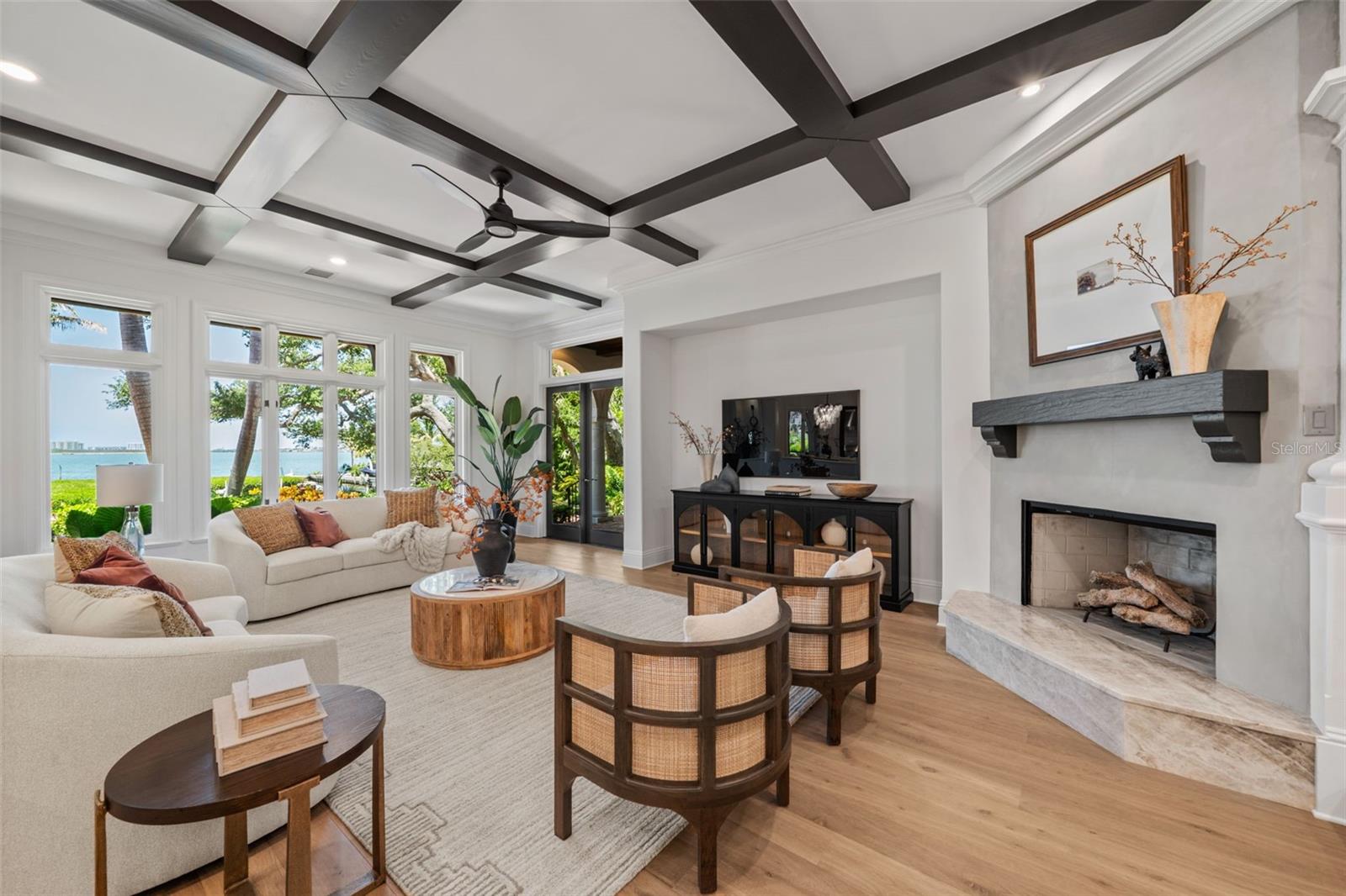 CHEROKEE PARK - Residential