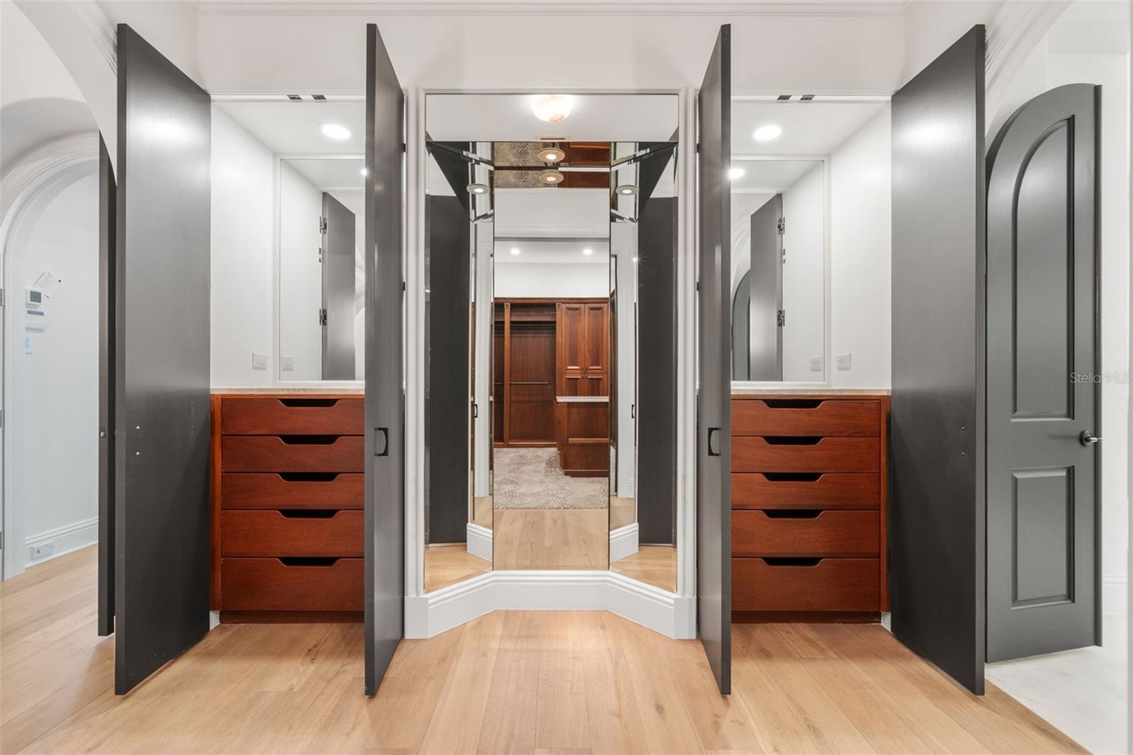 CHEROKEE PARK - Residential