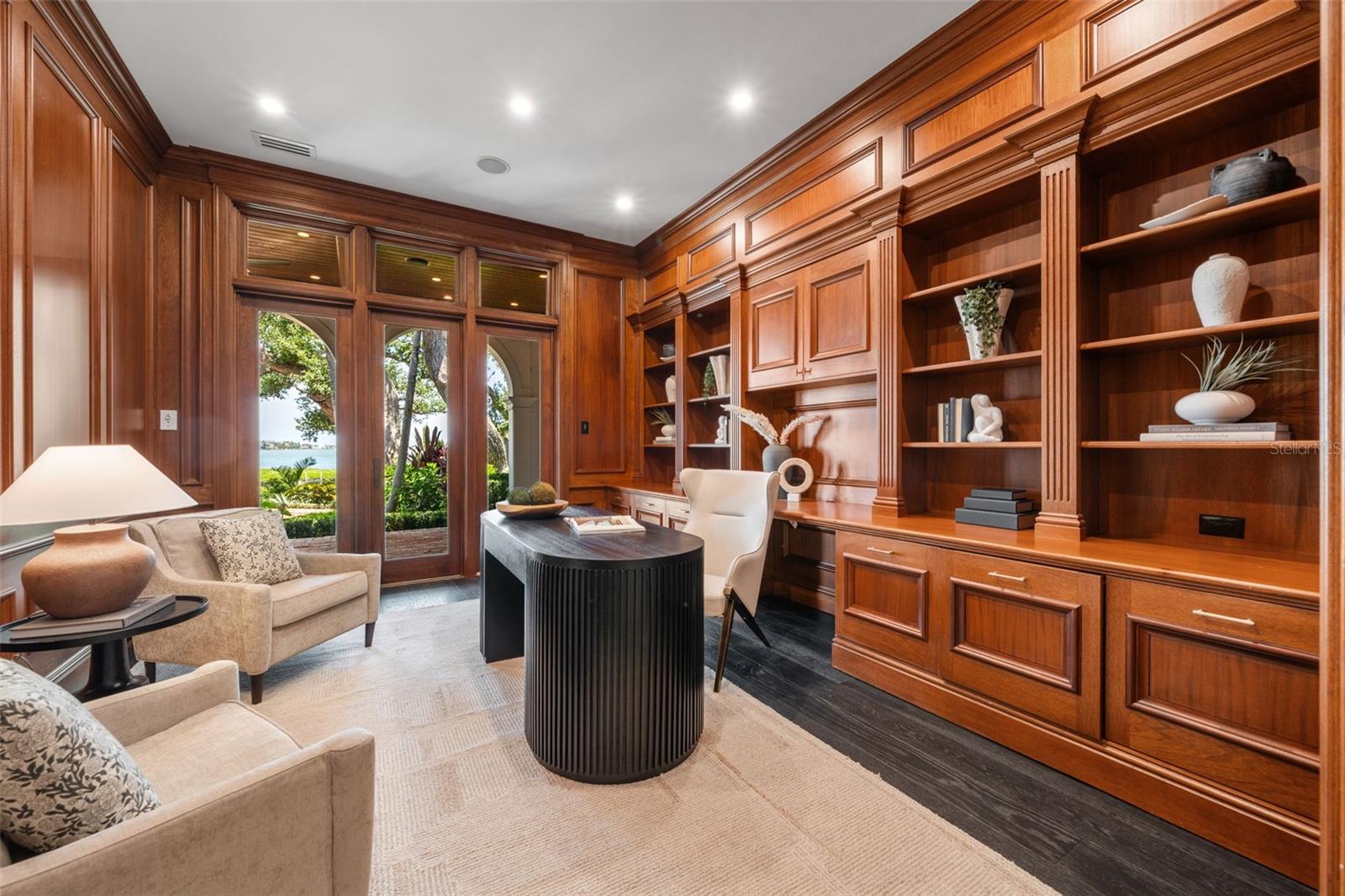 CHEROKEE PARK - Residential