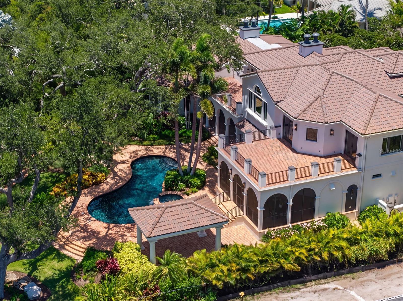 CHEROKEE PARK - Residential