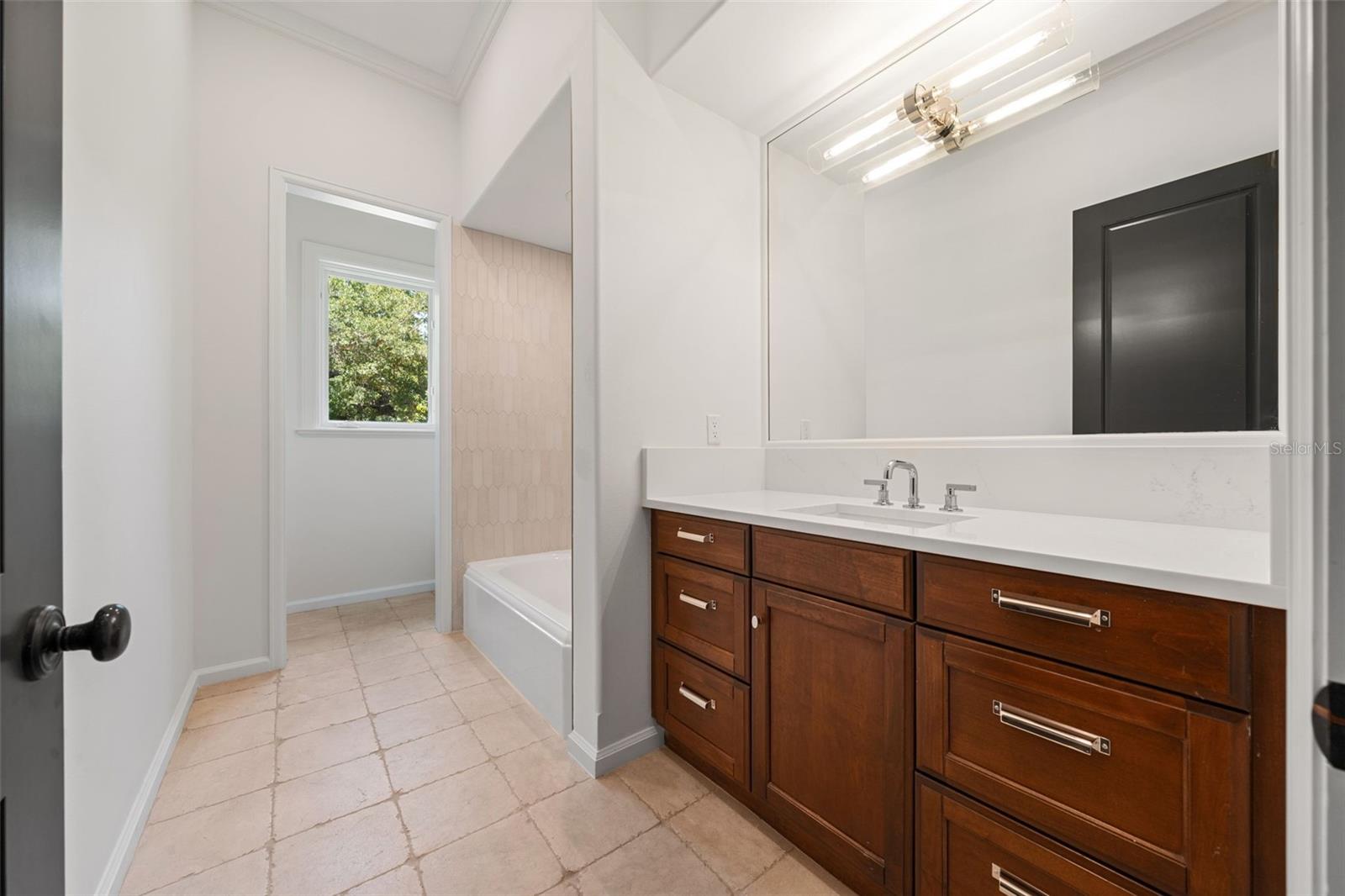 CHEROKEE PARK - Residential