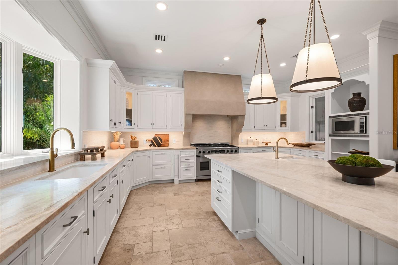 CHEROKEE PARK - Residential