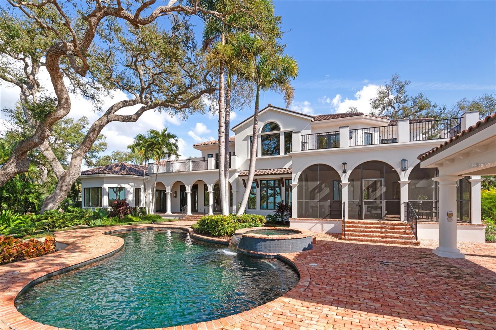 CHEROKEE PARK - Residential