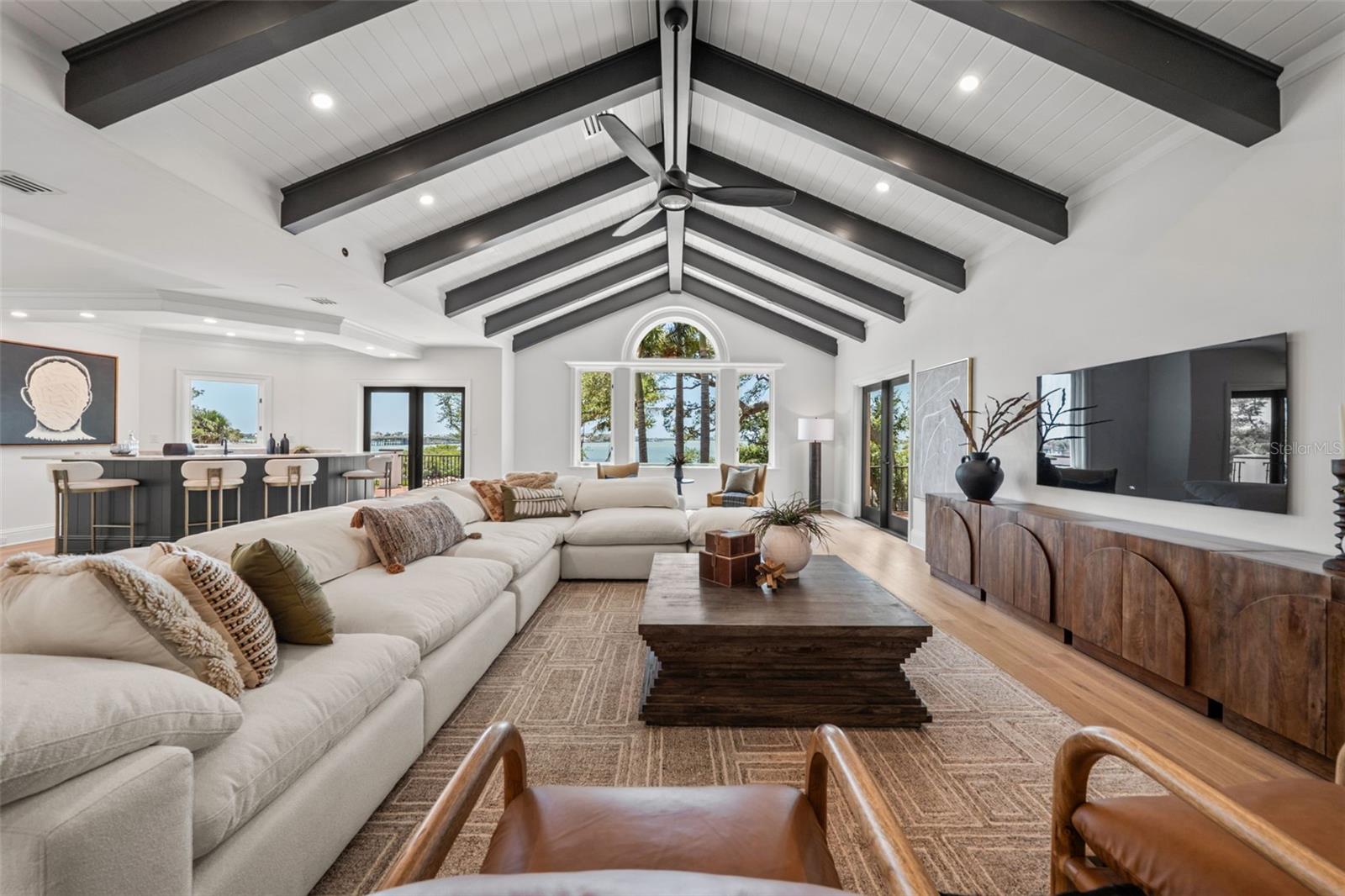 CHEROKEE PARK - Residential
