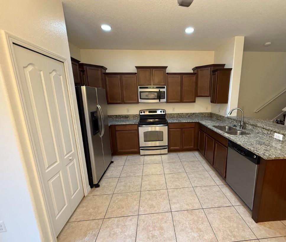 BRANDON POINTE - Residential