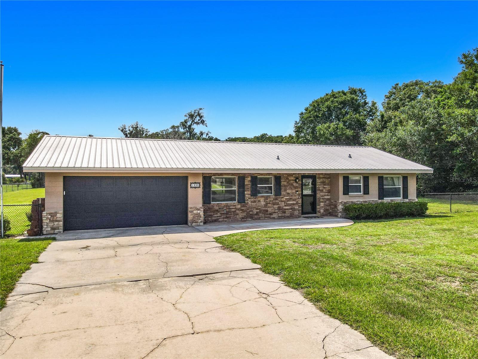 UNICORPORATED - WEST SIDE - Residential