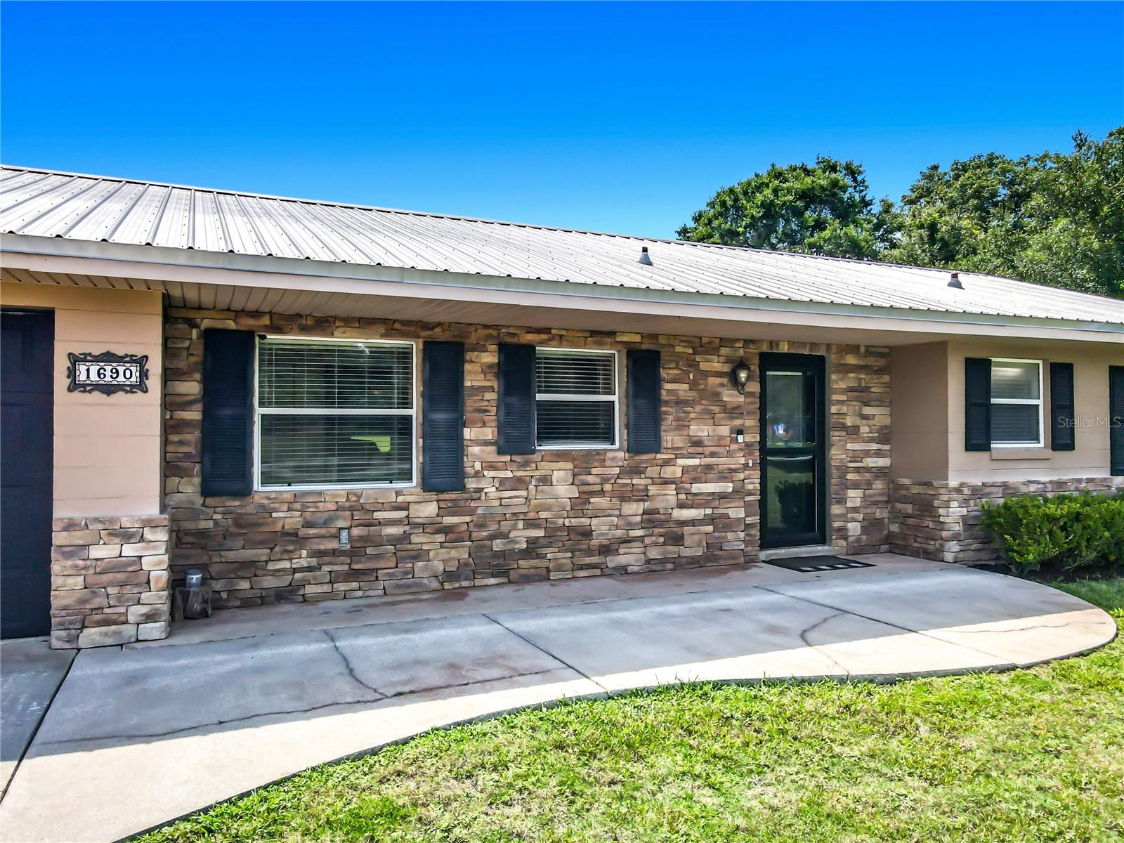 UNICORPORATED - WEST SIDE - Residential