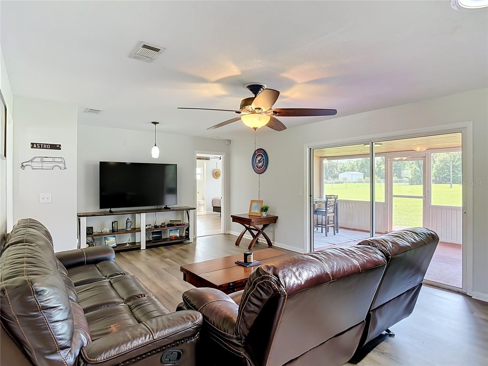 UNICORPORATED - WEST SIDE - Residential