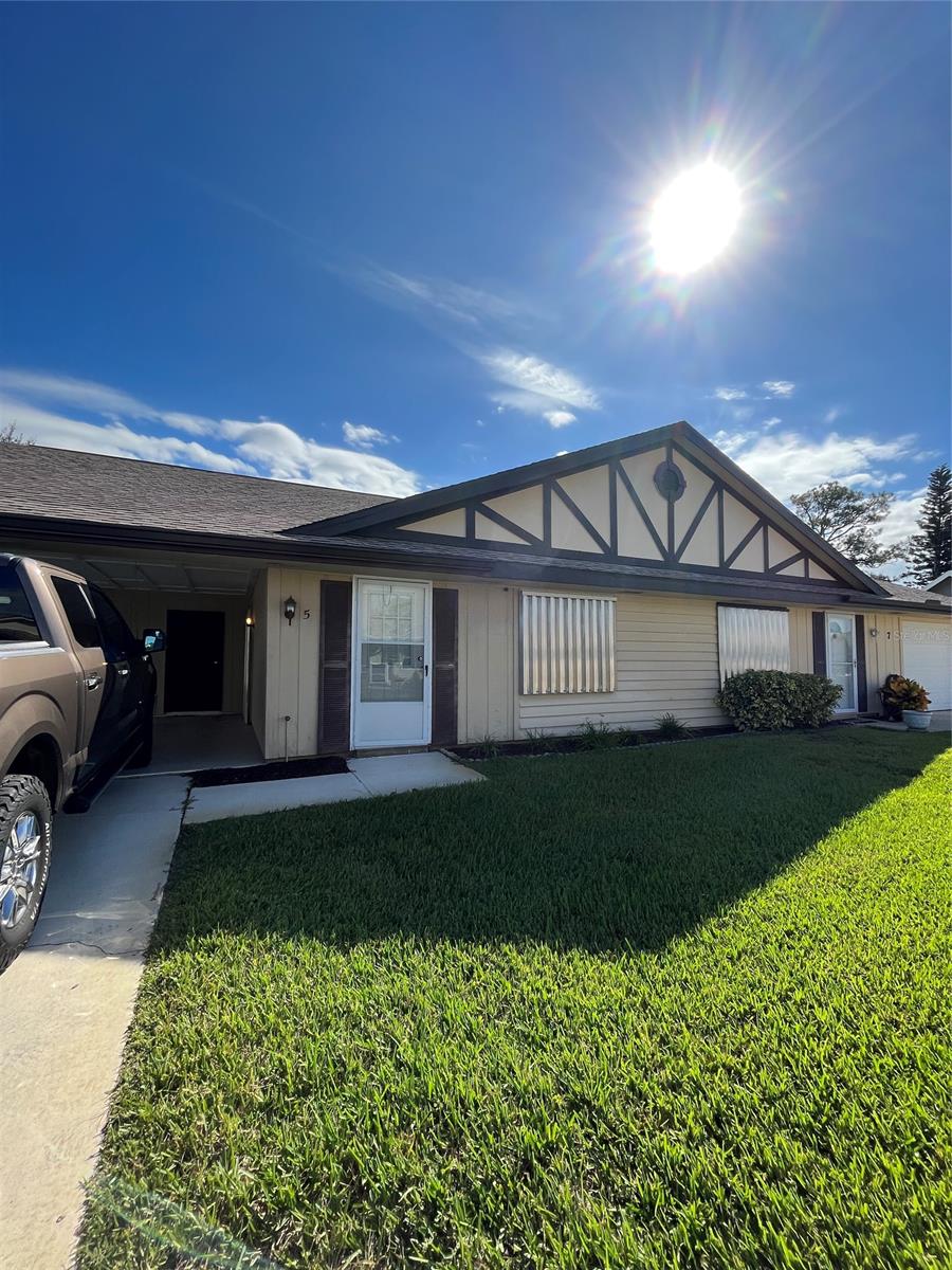 long term rental! 2 bedroom 2 bath home located in the desired neighborhood of Fairgreen.This home is very clean and well maintained and has a pool membership included in rent! Call 386-423-0778 x2 or email pamelaBell@keyes.com ;CleaningFee: 150