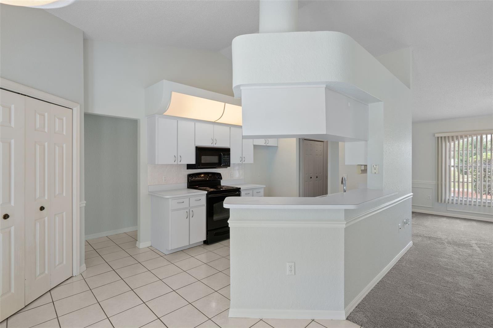 ROYAL HIGHLANDS - Residential