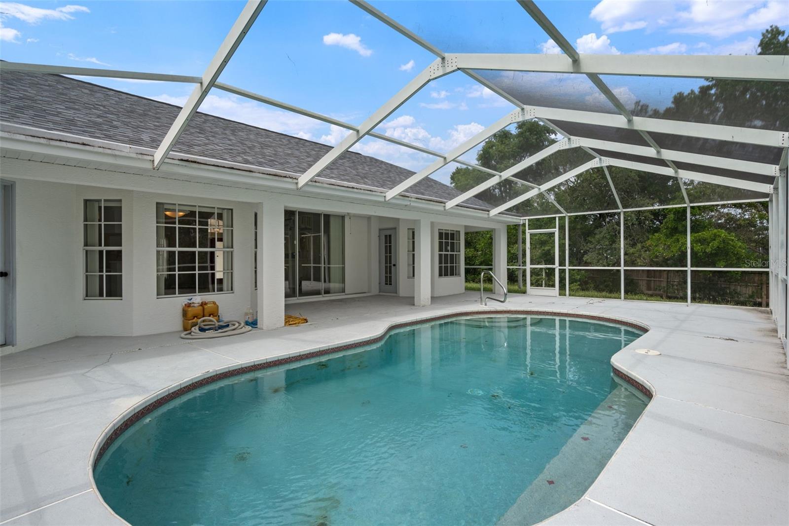 ROYAL HIGHLANDS - Residential