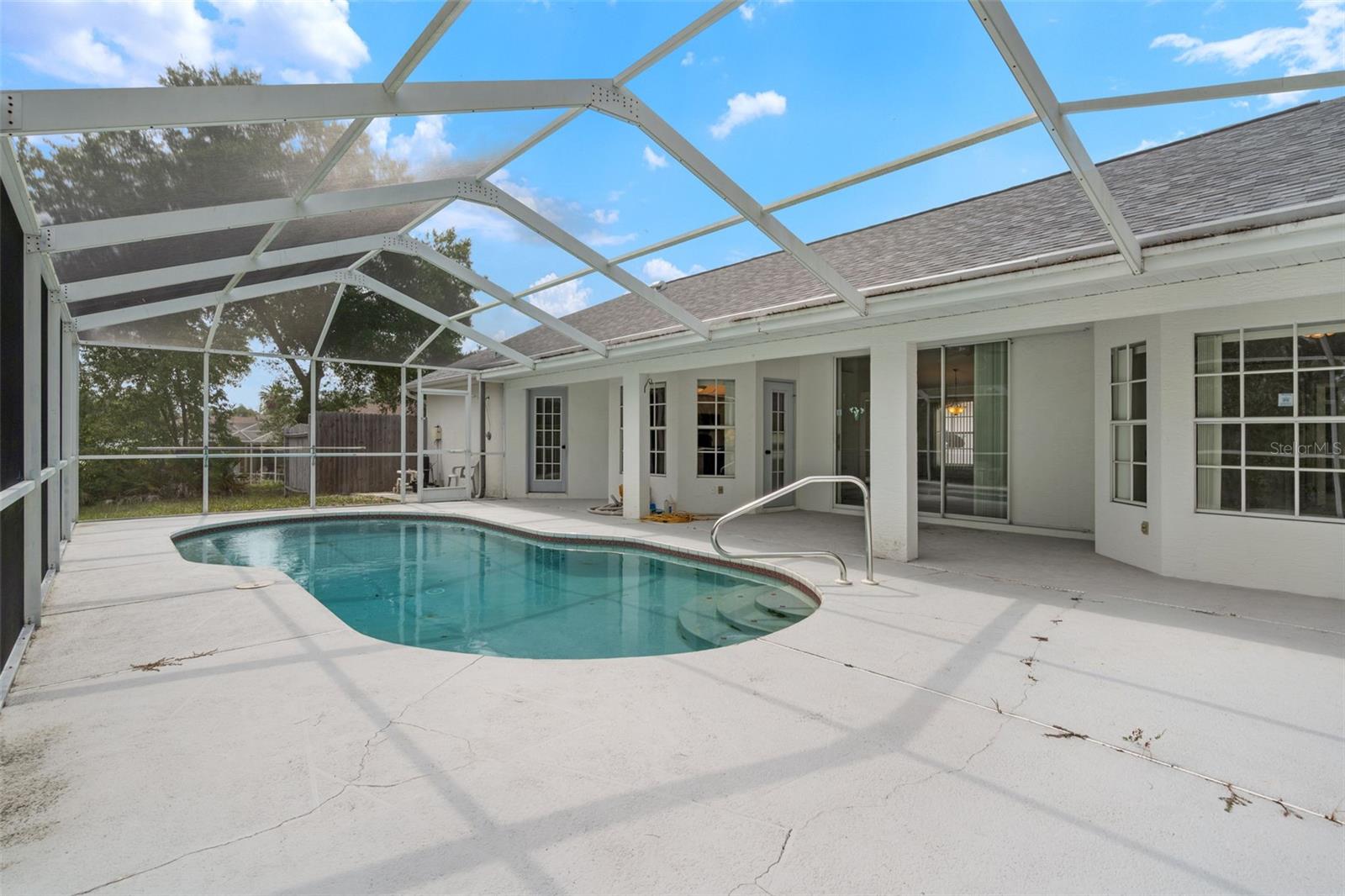ROYAL HIGHLANDS - Residential