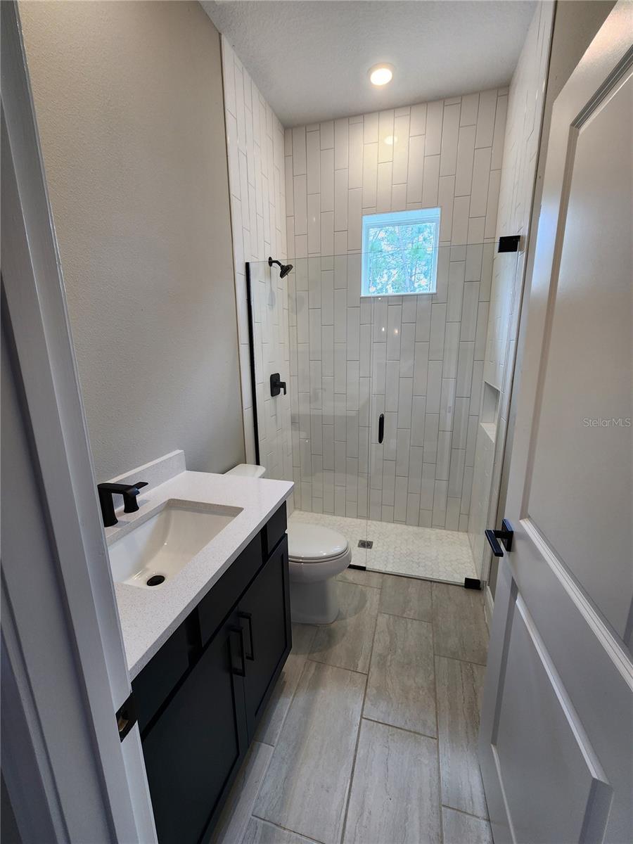 DES PINAR ACRES - Residential