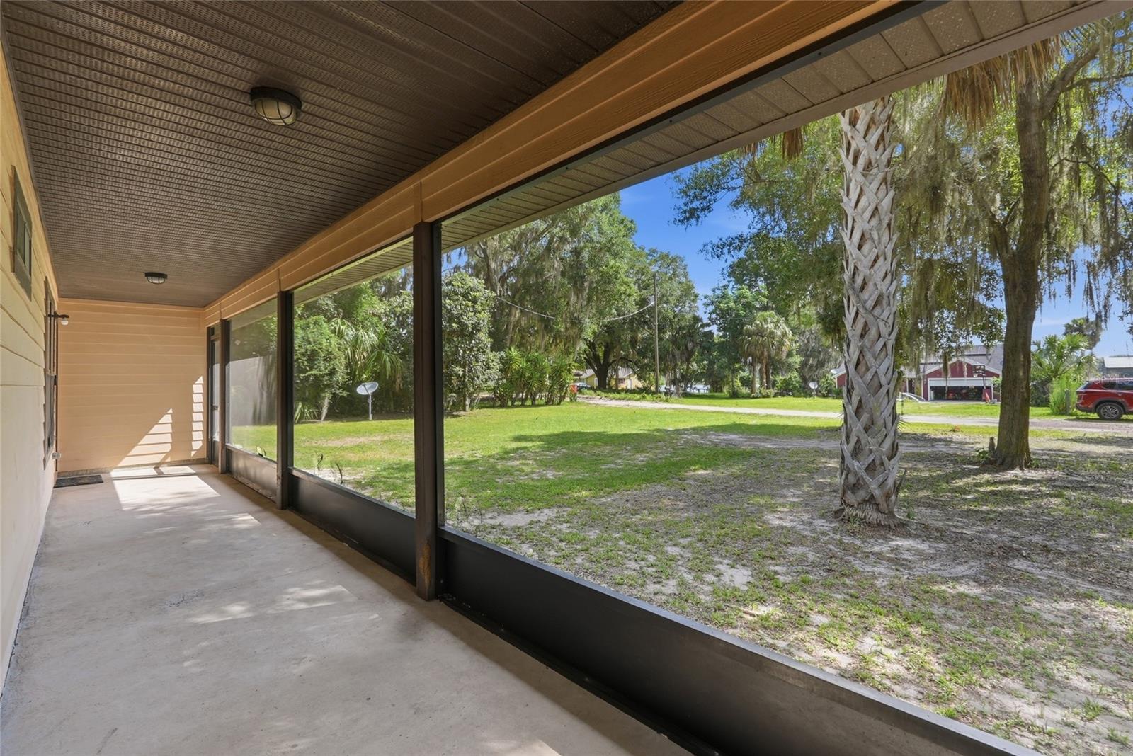FOUR LAKES COMMUNITY - Residential