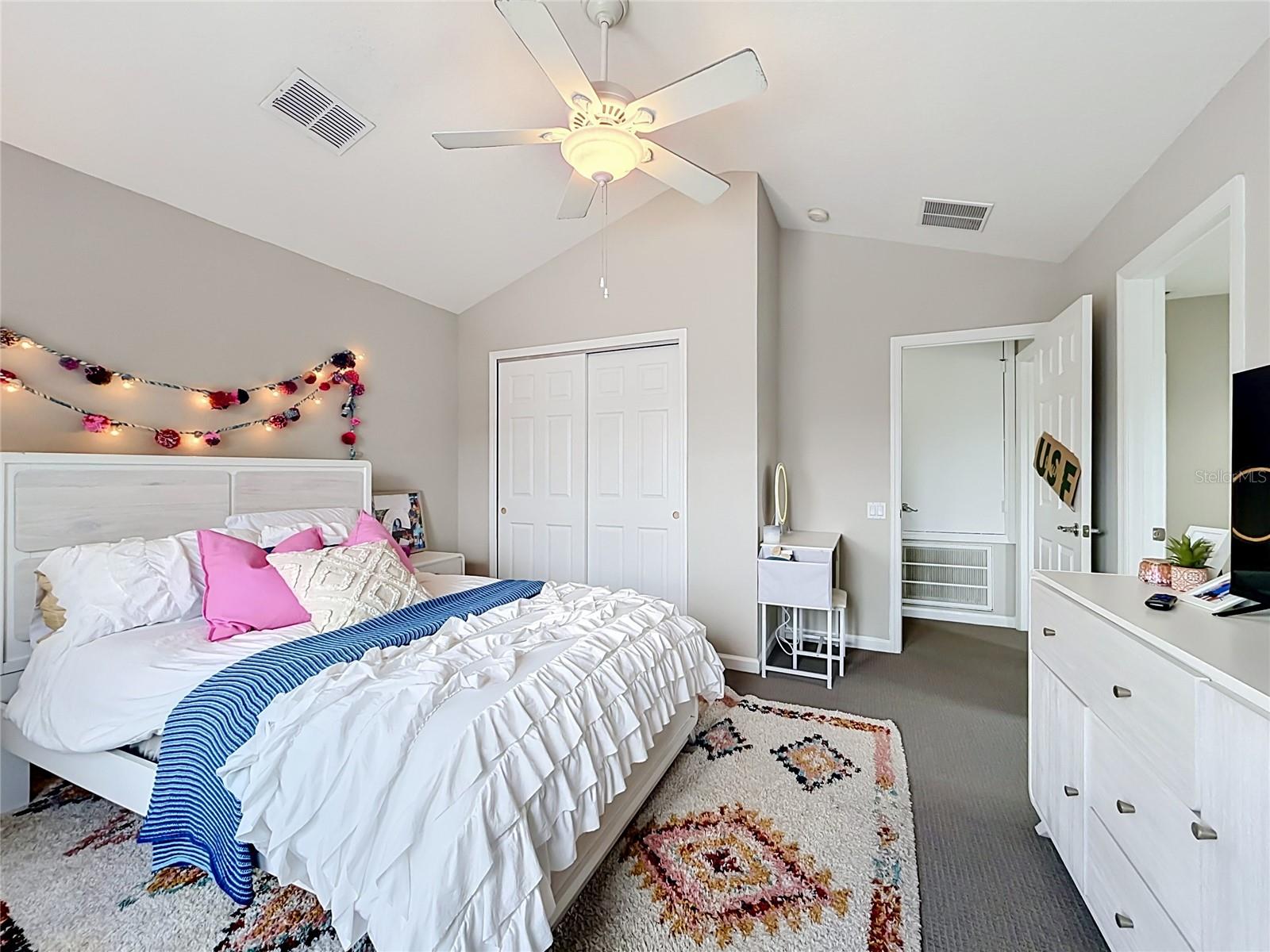 SPRING ISLE - Residential